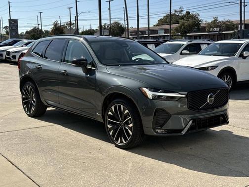 2026 Volvo XC60 B5 Ultra