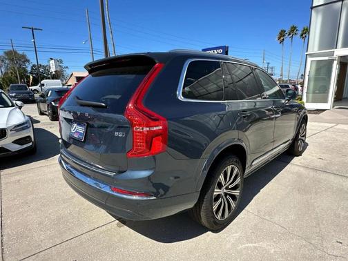 2025 Volvo XC90 B5 Plus