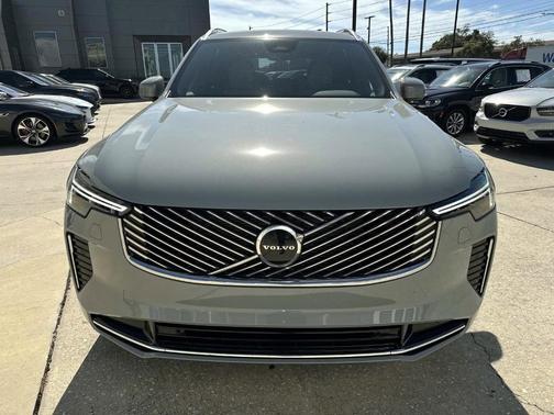 2026 Volvo XC90 B6 Core