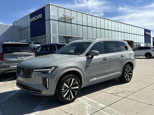 2026 Volvo XC90 B6 Core