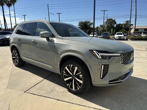 2026 Volvo XC90 B6 Core