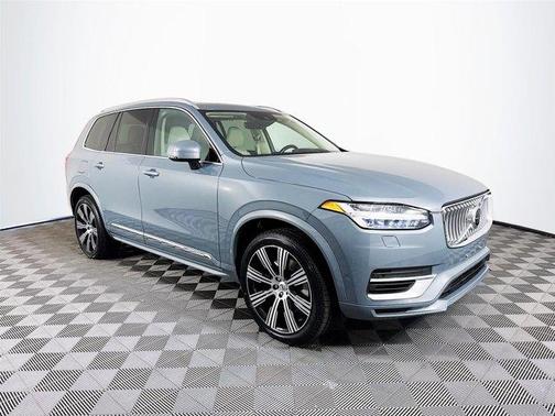2021 Volvo XC90 Recharge Plug-In Hybrid T8 Inscription 7 Passenger