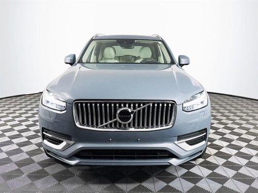 2021 Volvo XC90 Recharge Plug-In Hybrid T8 Inscription 7 Passenger