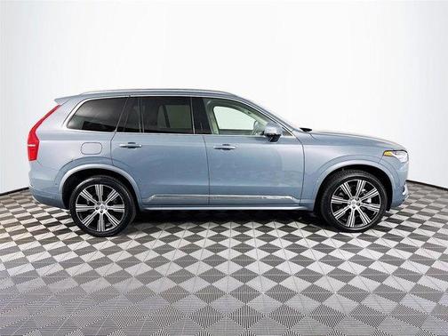 2021 Volvo XC90 Recharge Plug-In Hybrid T8 Inscription 7 Passenger