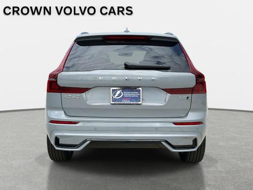 2026 Volvo XC60 B5 Core