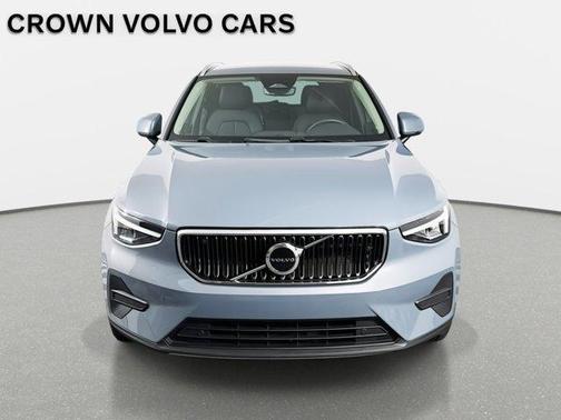 2023 Volvo XC40 B5 Core