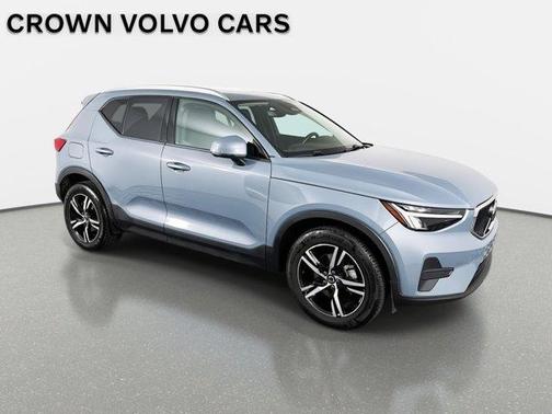 2023 Volvo XC40 B5 Core