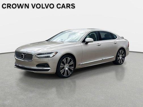 2023 Volvo S90 B6 Plus