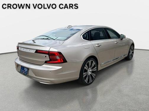 2023 Volvo S90 B6 Plus