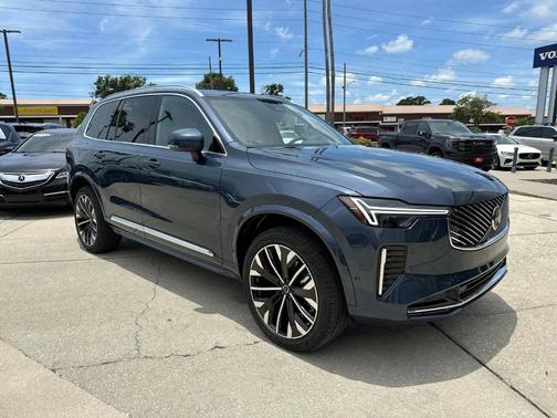 2026 Volvo XC90 B6 Plus 7-Seater