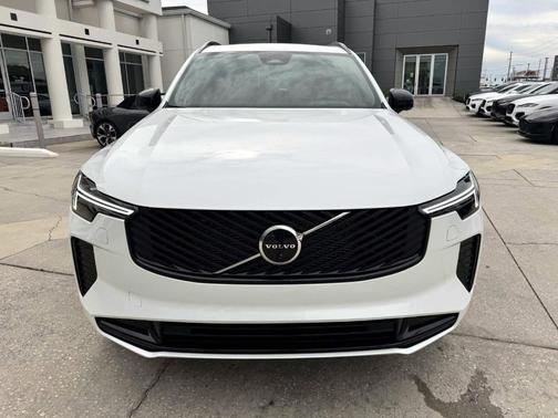 2026 Volvo XC90 B6 Ultra Dark Theme 7-Seater