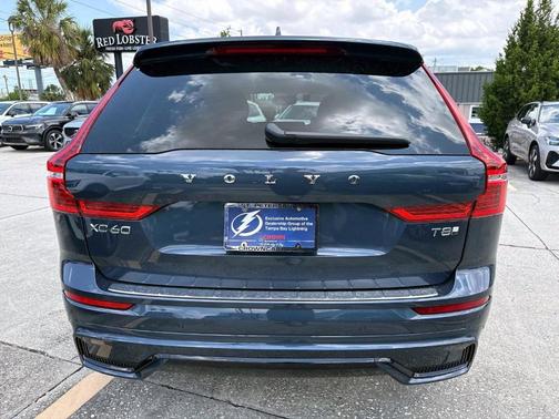 2025 Volvo XC60 Plug-In Hybrid T8 Plus
