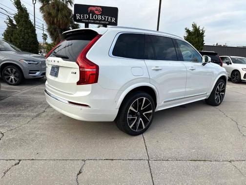 2025 Volvo XC90 B6 Plus 7-Seater