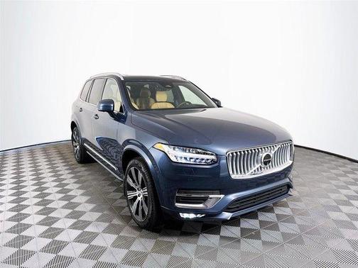 2024 Volvo XC90 B6 Ultimate Bright Theme 7-Seater