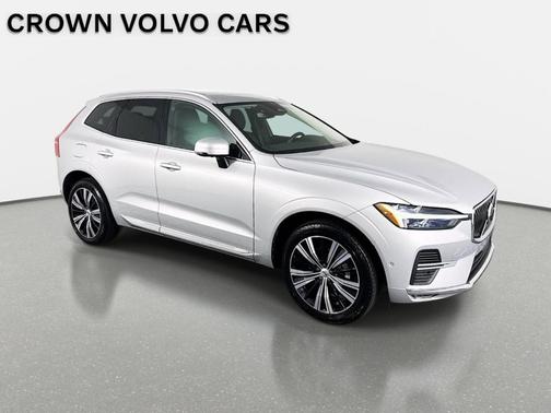 Silver 2023 Volvo XC60 B5 Plus Bright Theme