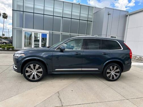 2025 Volvo XC90 B6 Ultra