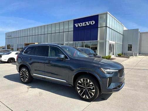2025 Volvo XC90 B5 Plus 7-Seater