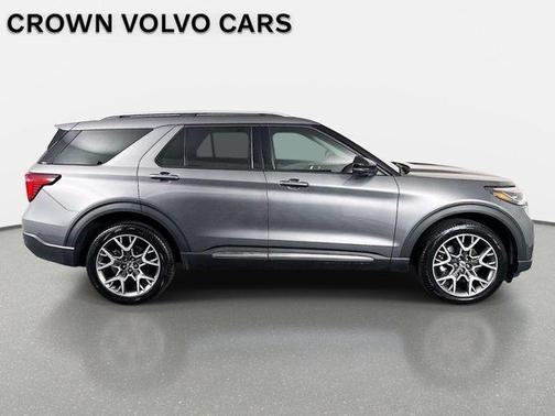Carbonized Gray 2025 Ford Explorer Platinum