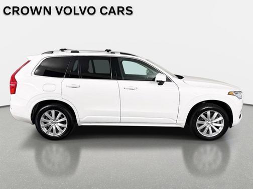 Crystal White 2019 Volvo XC90 T6 Momentum