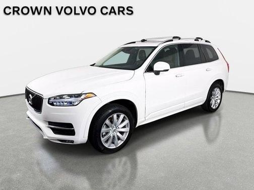 Crystal White 2019 Volvo XC90 T6 Momentum