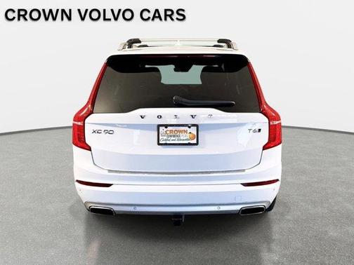 Crystal White 2019 Volvo XC90 T6 Momentum