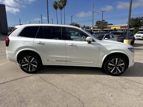 2026 Volvo XC90 B5 Core