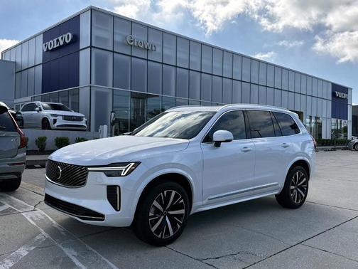 2026 Volvo XC90 B5 Core
