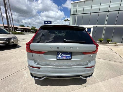 2025 Volvo XC60 Plug-In Hybrid T8 Core