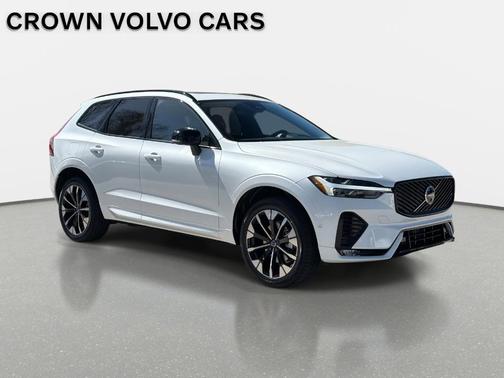 2026 Volvo XC60 B5 Plus