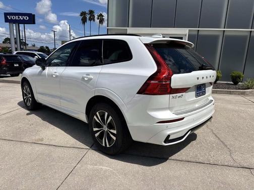 2025 Volvo XC60 B5 Core