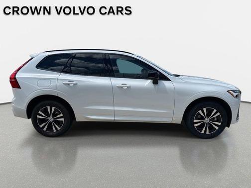 2025 Volvo XC60 B5 Core