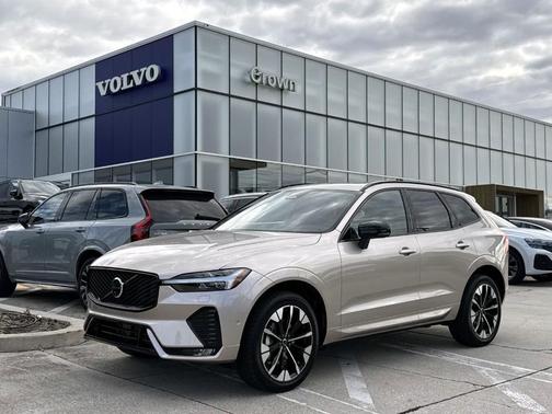2026 Volvo XC60 B5 Plus