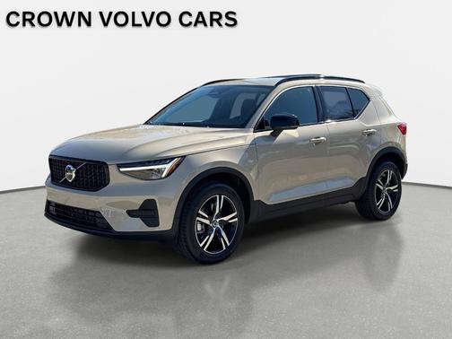 2026 Volvo XC40 B4 Core