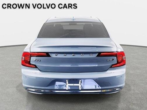 2022 Volvo S90 B6 Inscription