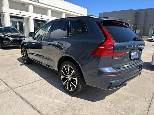 2025 Volvo XC60 B5 Plus
