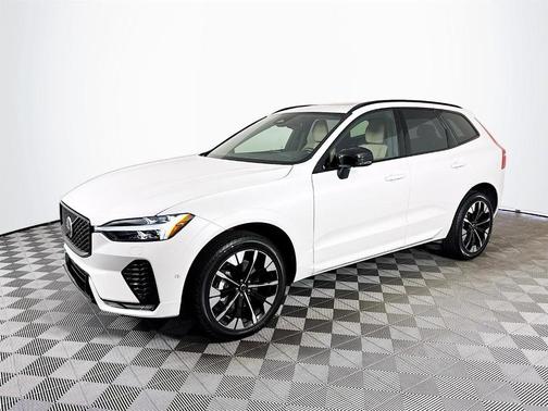2026 Volvo XC60 B5 Plus