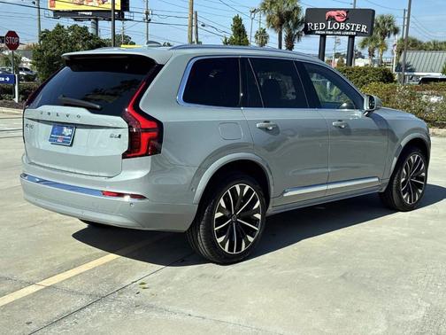 2026 Volvo XC90 B6 Plus 7-Seater
