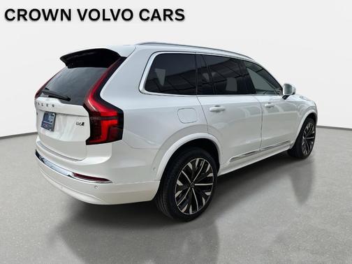 2026 Volvo XC90 B6 Plus 7-Seater