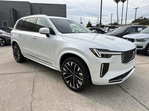 2026 Volvo XC90 B6 Plus 7-Seater