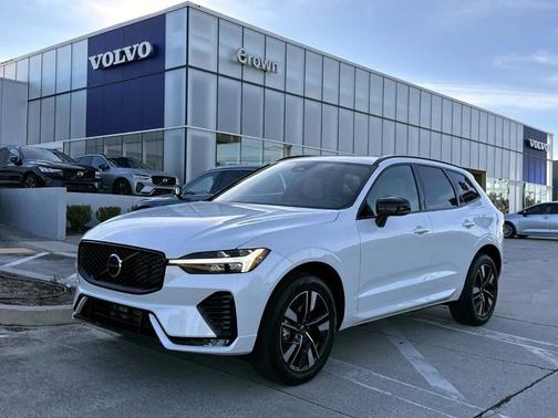 2026 Volvo XC60 B5 Core