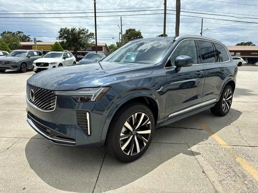 2026 Volvo XC90 B5 Core