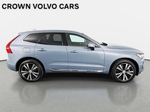 2023 Volvo XC60 B5 Plus Bright Theme