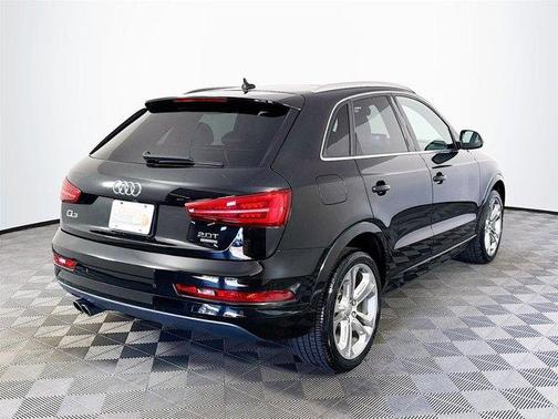 2017 Audi Q3 2.0T Premium Plus