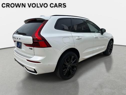 2026 Volvo XC60 Plug-In Hybrid T8 Ultra Black Edition