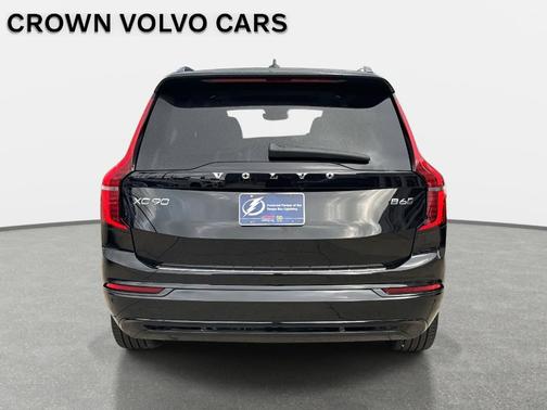 2026 Volvo XC90 B6 Ultra Dark Theme 7-Seater