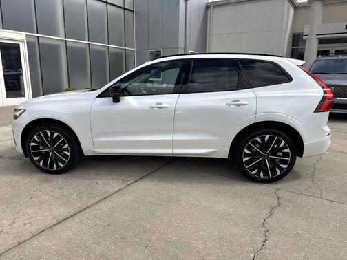 2026 Volvo XC60 B5 Ultra
