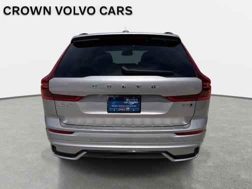 2026 Volvo XC60 B5 Ultra