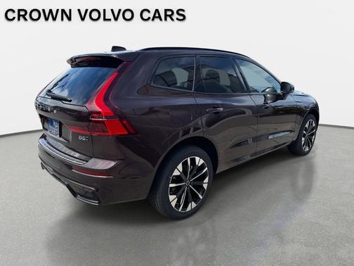 2026 Volvo XC60 B5 Plus