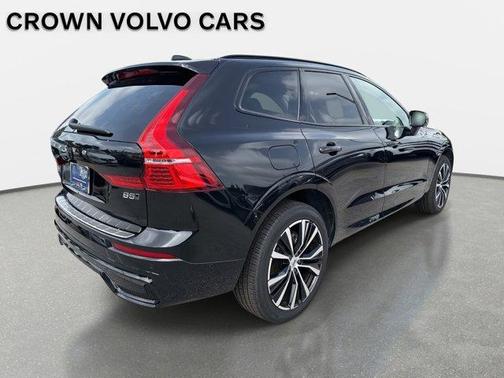 2025 Volvo XC60 B5 Plus