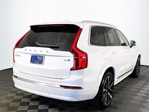 2023 Volvo XC90 B6 Plus 6-Seater